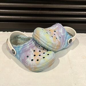 Little girl CROCS. Tie dye with glitter straps. Size 8
